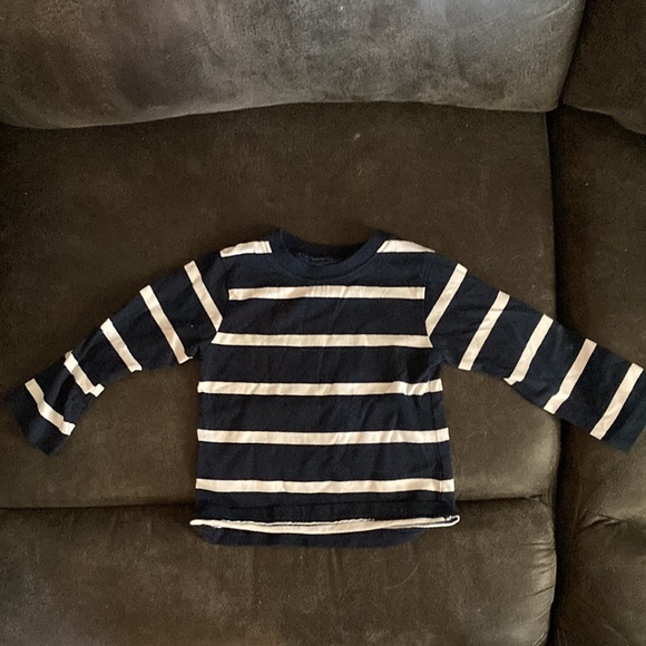 3 Shirt Bundle, Boys Long Sleeve Shirts 18m - Picture 3 of 4